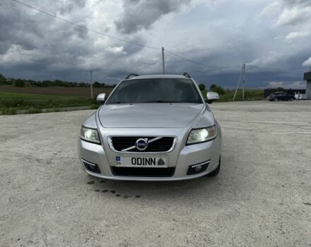 Серый Вольво В50, объемом двигателя 1.6 л и пробегом 243 тыс. км за 8900 $, фото 6 на Automoto.ua