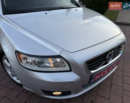 Серый Вольво В50, объемом двигателя 1.6 л и пробегом 229 тыс. км за 7950 $, фото 12 на Automoto.ua