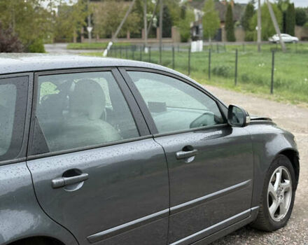 Сірий Вольво V50, об'ємом двигуна 2 л та пробігом 113 тис. км за 8300 $, фото 10 на Automoto.ua