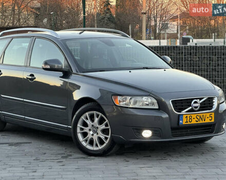 Серый Вольво В50, объемом двигателя 1.6 л и пробегом 218 тыс. км за 8500 $, фото 26 на Automoto.ua