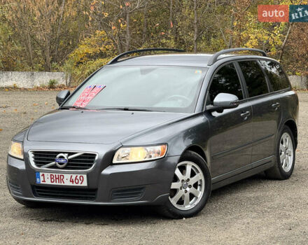 Серый Вольво В50, объемом двигателя 1.6 л и пробегом 240 тыс. км за 7999 $, фото 5 на Automoto.ua