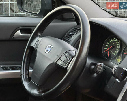 Серый Вольво В50, объемом двигателя 1.6 л и пробегом 218 тыс. км за 8500 $, фото 85 на Automoto.ua