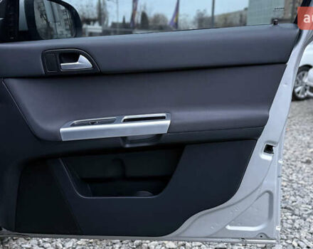 Сірий Вольво V50, об'ємом двигуна 1.56 л та пробігом 240 тис. км за 7900 $, фото 25 на Automoto.ua