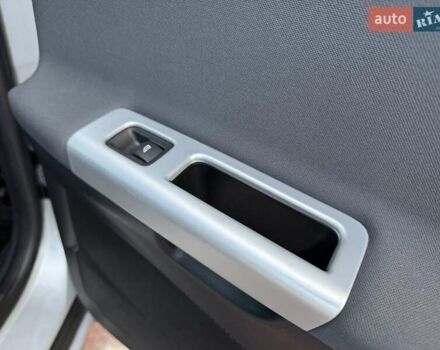 Серый Вольво В50, объемом двигателя 1.6 л и пробегом 229 тыс. км за 7950 $, фото 111 на Automoto.ua