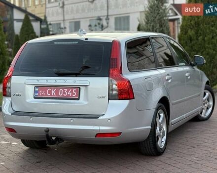 Серый Вольво В50, объемом двигателя 1.6 л и пробегом 229 тыс. км за 7950 $, фото 44 на Automoto.ua