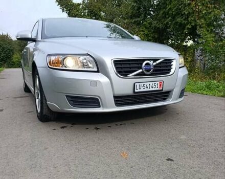Сірий Вольво V50, об'ємом двигуна 1.6 л та пробігом 200 тис. км за 8200 $, фото 2 на Automoto.ua