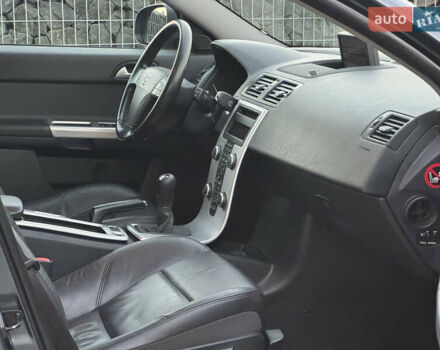 Серый Вольво В50, объемом двигателя 1.6 л и пробегом 218 тыс. км за 8500 $, фото 75 на Automoto.ua