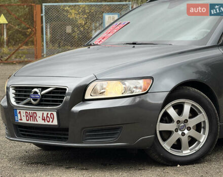 Серый Вольво В50, объемом двигателя 1.6 л и пробегом 240 тыс. км за 7999 $, фото 7 на Automoto.ua