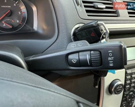 Серый Вольво В50, объемом двигателя 1.6 л и пробегом 229 тыс. км за 7950 $, фото 70 на Automoto.ua