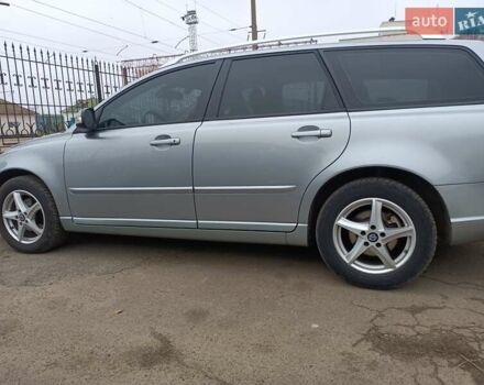 Серый Вольво В50, объемом двигателя 1.6 л и пробегом 222 тыс. км за 8700 $, фото 27 на Automoto.ua