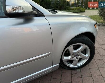 Серый Вольво В50, объемом двигателя 1.6 л и пробегом 229 тыс. км за 7950 $, фото 49 на Automoto.ua