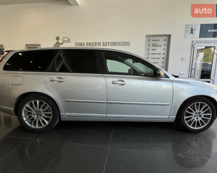 Серый Вольво В50, объемом двигателя 1.56 л и пробегом 340 тыс. км за 7600 $, фото 7 на Automoto.ua