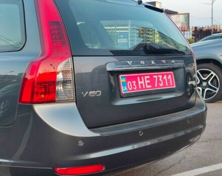 Серый Вольво В50, объемом двигателя 1.6 л и пробегом 260 тыс. км за 8700 $, фото 9 на Automoto.ua