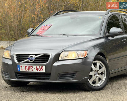 Серый Вольво В50, объемом двигателя 1.6 л и пробегом 240 тыс. км за 7999 $, фото 4 на Automoto.ua