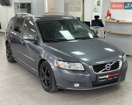 Серый Вольво В50, объемом двигателя 1.56 л и пробегом 227 тыс. км за 6690 $, фото 1 на Automoto.ua