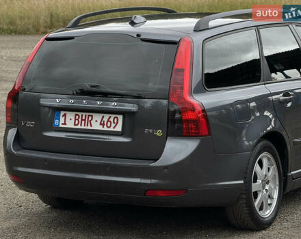 Серый Вольво В50, объемом двигателя 1.6 л и пробегом 240 тыс. км за 7999 $, фото 34 на Automoto.ua