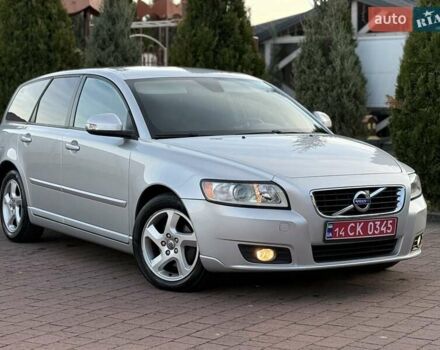 Серый Вольво В50, объемом двигателя 1.6 л и пробегом 229 тыс. км за 7950 $, фото 7 на Automoto.ua