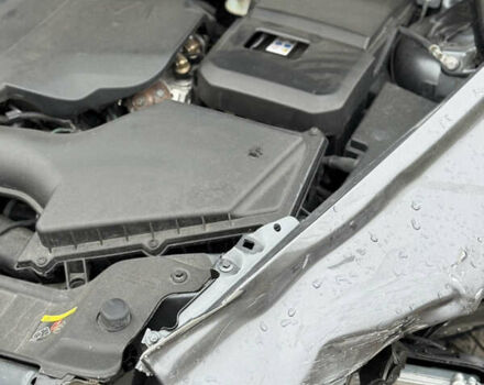 Сірий Вольво V50, об'ємом двигуна 2 л та пробігом 113 тис. км за 8300 $, фото 17 на Automoto.ua