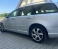 Серый Вольво В50, объемом двигателя 1.6 л и пробегом 230 тыс. км за 4000 $, фото 6 на Automoto.ua