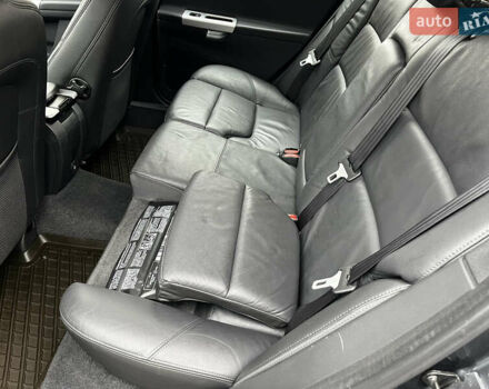 Серый Вольво В50, объемом двигателя 2 л и пробегом 205 тыс. км за 9200 $, фото 73 на Automoto.ua