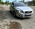 Серый Вольво В50, объемом двигателя 1.6 л и пробегом 250 тыс. км за 7200 $, фото 1 на Automoto.ua