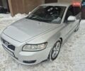 Серый Вольво В50, объемом двигателя 1.6 л и пробегом 240 тыс. км за 7500 $, фото 1 на Automoto.ua