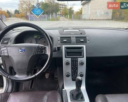 Сірий Вольво V50, об'ємом двигуна 1.6 л та пробігом 268 тис. км за 8500 $, фото 8 на Automoto.ua