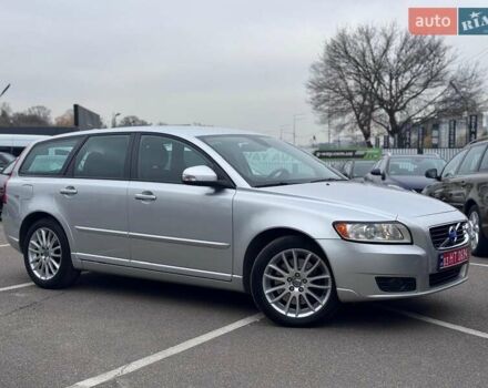 Серый Вольво В50, объемом двигателя 2 л и пробегом 258 тыс. км за 10200 $, фото 14 на Automoto.ua