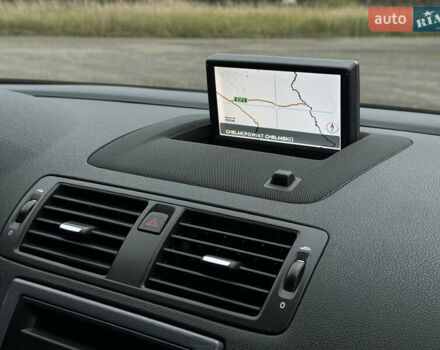 Серый Вольво В50, объемом двигателя 1.6 л и пробегом 240 тыс. км за 7999 $, фото 77 на Automoto.ua