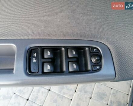 Серый Вольво В50, объемом двигателя 1.6 л и пробегом 199 тыс. км за 8299 $, фото 32 на Automoto.ua