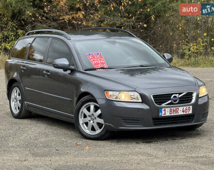 Серый Вольво В50, объемом двигателя 1.6 л и пробегом 240 тыс. км за 7999 $, фото 14 на Automoto.ua