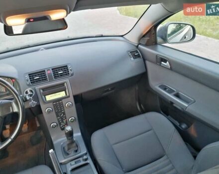 Серый Вольво В50, объемом двигателя 1.6 л и пробегом 199 тыс. км за 8299 $, фото 44 на Automoto.ua