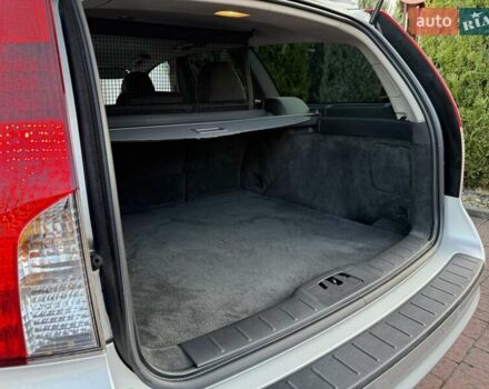 Серый Вольво В50, объемом двигателя 1.6 л и пробегом 229 тыс. км за 7950 $, фото 126 на Automoto.ua