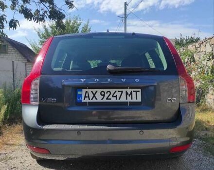Серый Вольво В50, объемом двигателя 1.6 л и пробегом 212 тыс. км за 8000 $, фото 12 на Automoto.ua