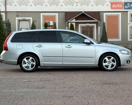 Серый Вольво В50, объемом двигателя 1.6 л и пробегом 229 тыс. км за 7950 $, фото 56 на Automoto.ua