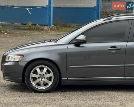 Серый Вольво В50, объемом двигателя 1.6 л и пробегом 240 тыс. км за 7999 $, фото 43 на Automoto.ua