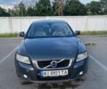 Серый Вольво В50, объемом двигателя 1.6 л и пробегом 233 тыс. км за 7200 $, фото 2 на Automoto.ua