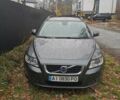 Серый Вольво В50, объемом двигателя 2 л и пробегом 240 тыс. км за 9600 $, фото 4 на Automoto.ua