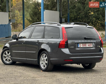 Серый Вольво В50, объемом двигателя 1.6 л и пробегом 240 тыс. км за 7999 $, фото 21 на Automoto.ua