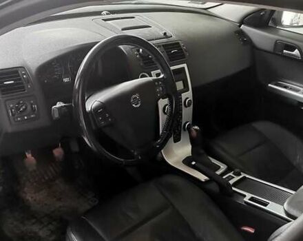 Серый Вольво В50, объемом двигателя 1.6 л и пробегом 253 тыс. км за 8200 $, фото 4 на Automoto.ua