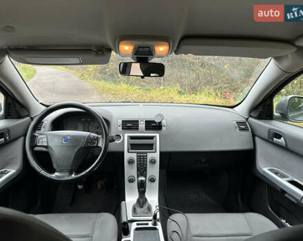 Сірий Вольво V50, об'ємом двигуна 1.6 л та пробігом 316 тис. км за 7800 $, фото 12 на Automoto.ua