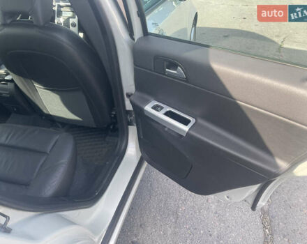 Серый Вольво В50, объемом двигателя 2 л и пробегом 268 тыс. км за 9500 $, фото 18 на Automoto.ua