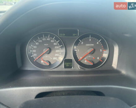 Серый Вольво В50, объемом двигателя 2 л и пробегом 268 тыс. км за 9500 $, фото 11 на Automoto.ua