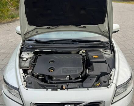 Сірий Вольво V50, об'ємом двигуна 1.6 л та пробігом 263 тис. км за 8500 $, фото 5 на Automoto.ua