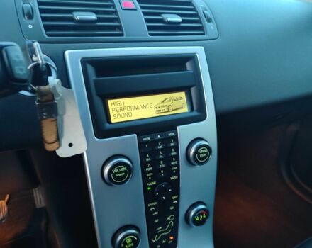 Серый Вольво В50, объемом двигателя 1.6 л и пробегом 260 тыс. км за 8700 $, фото 22 на Automoto.ua