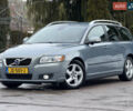 Серый Вольво В50, объемом двигателя 1.6 л и пробегом 213 тыс. км за 8599 $, фото 1 на Automoto.ua