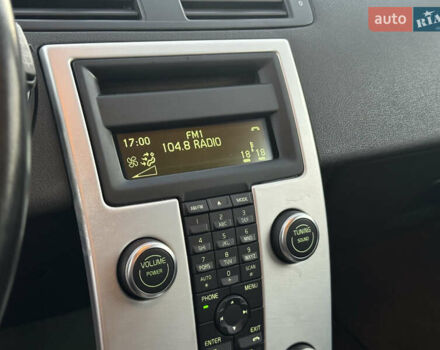 Серый Вольво В50, объемом двигателя 1.6 л и пробегом 218 тыс. км за 8500 $, фото 106 на Automoto.ua