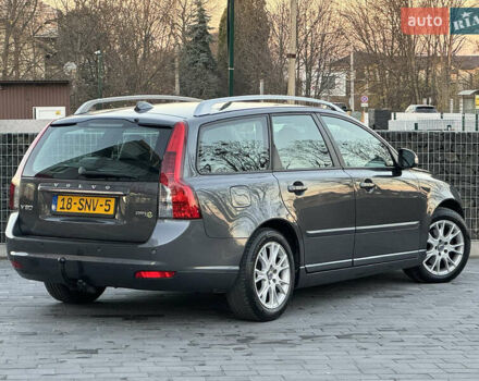Серый Вольво В50, объемом двигателя 1.6 л и пробегом 218 тыс. км за 8500 $, фото 54 на Automoto.ua