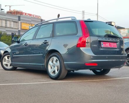 Серый Вольво В50, объемом двигателя 1.6 л и пробегом 260 тыс. км за 8700 $, фото 18 на Automoto.ua