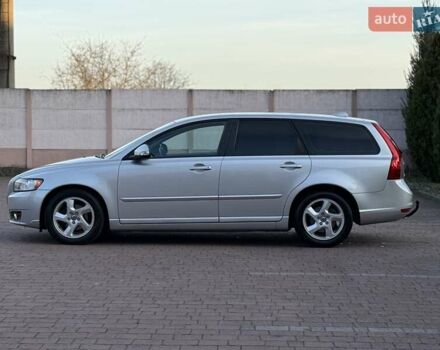 Серый Вольво В50, объемом двигателя 1.6 л и пробегом 229 тыс. км за 7950 $, фото 57 на Automoto.ua